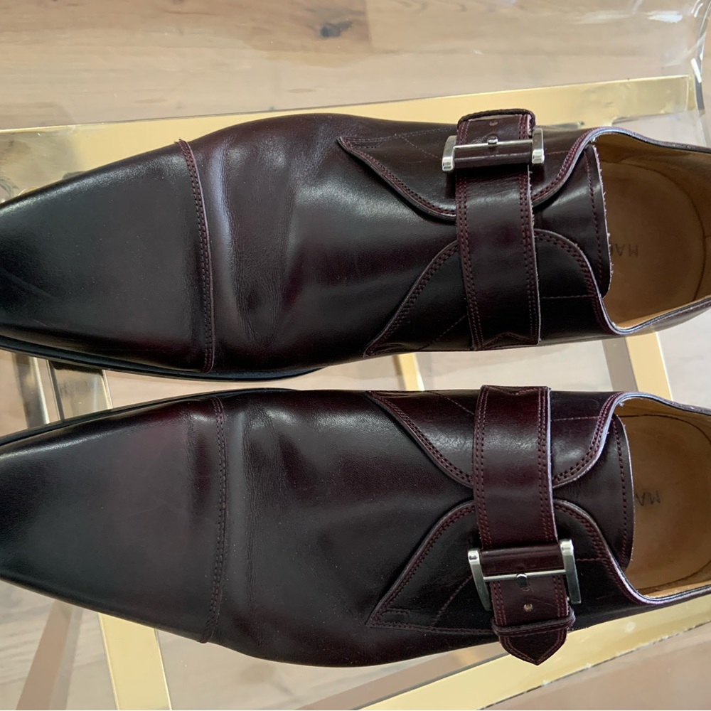 Magnanni dress shoes in great condition. Gently worn size 8 1/2 .
